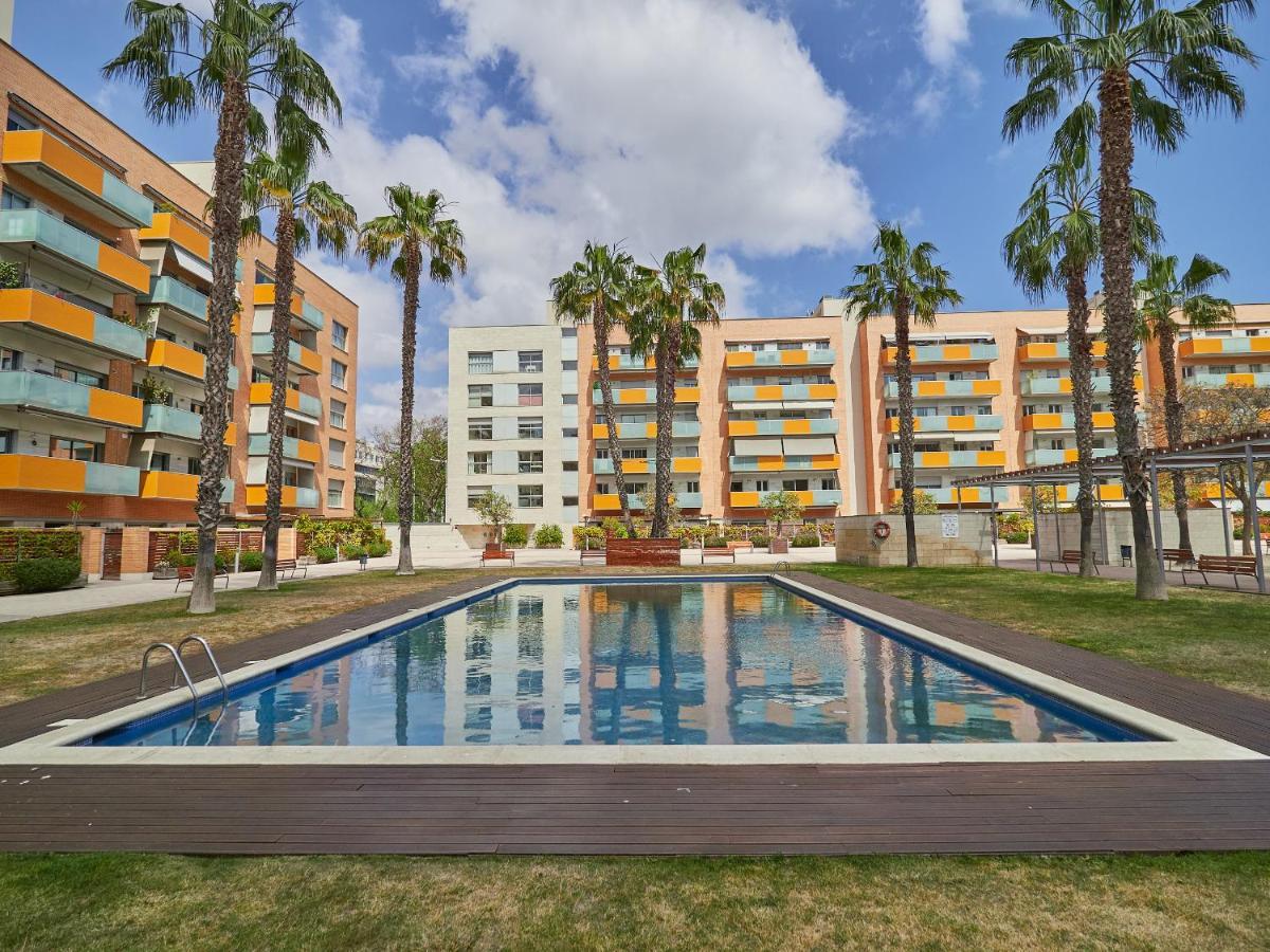 Vila Olimpica Pool Suites Барселона Экстерьер фото